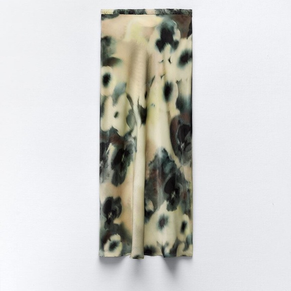 Zara TIE DYE PRINT SATIN EFFECT MIDI SKIRT - Picture 6 of 11